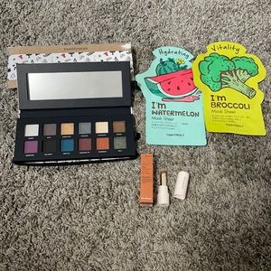 Bare minerals makeup w face masks